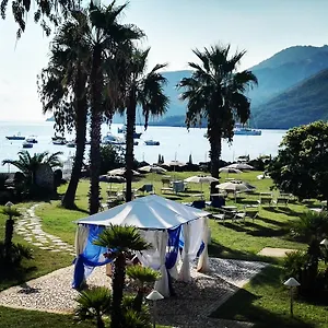 4* Hotel Eros